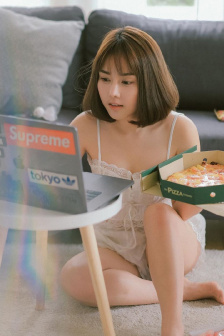 凹凸日日摸日日碰夜夜爽
